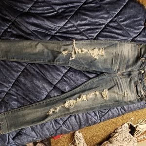 AE Distressed Skinny Jeans